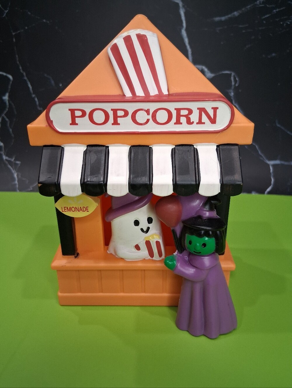 Target Bullseye 2026 Halloween Spooky Carnival Village Popcorn Stand NWT
